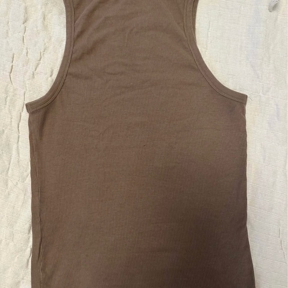 Tank top bundle - Picture 6 of 7
